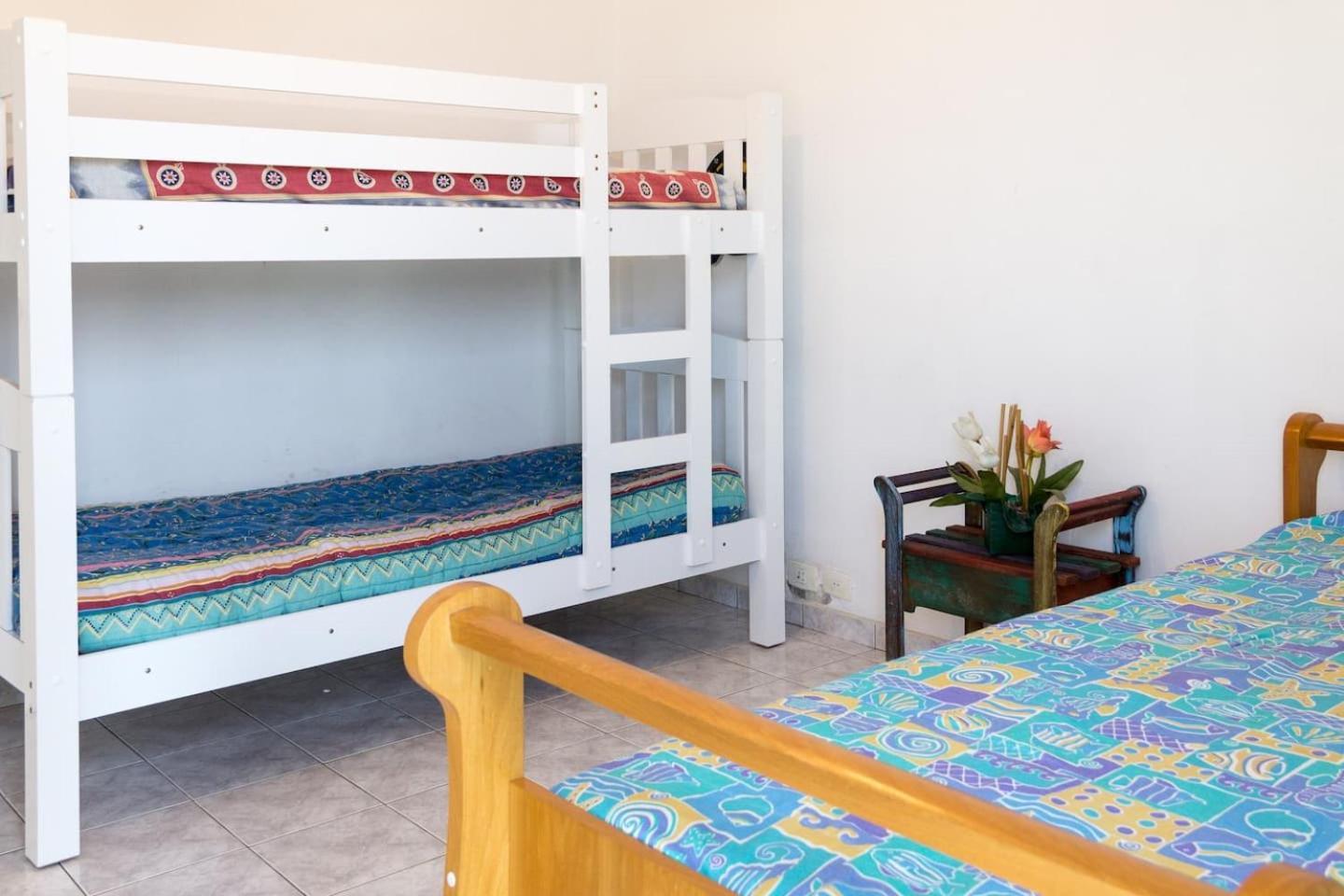 Apartamento Pitangueiras Frente Total Mar Pe Na Areia *