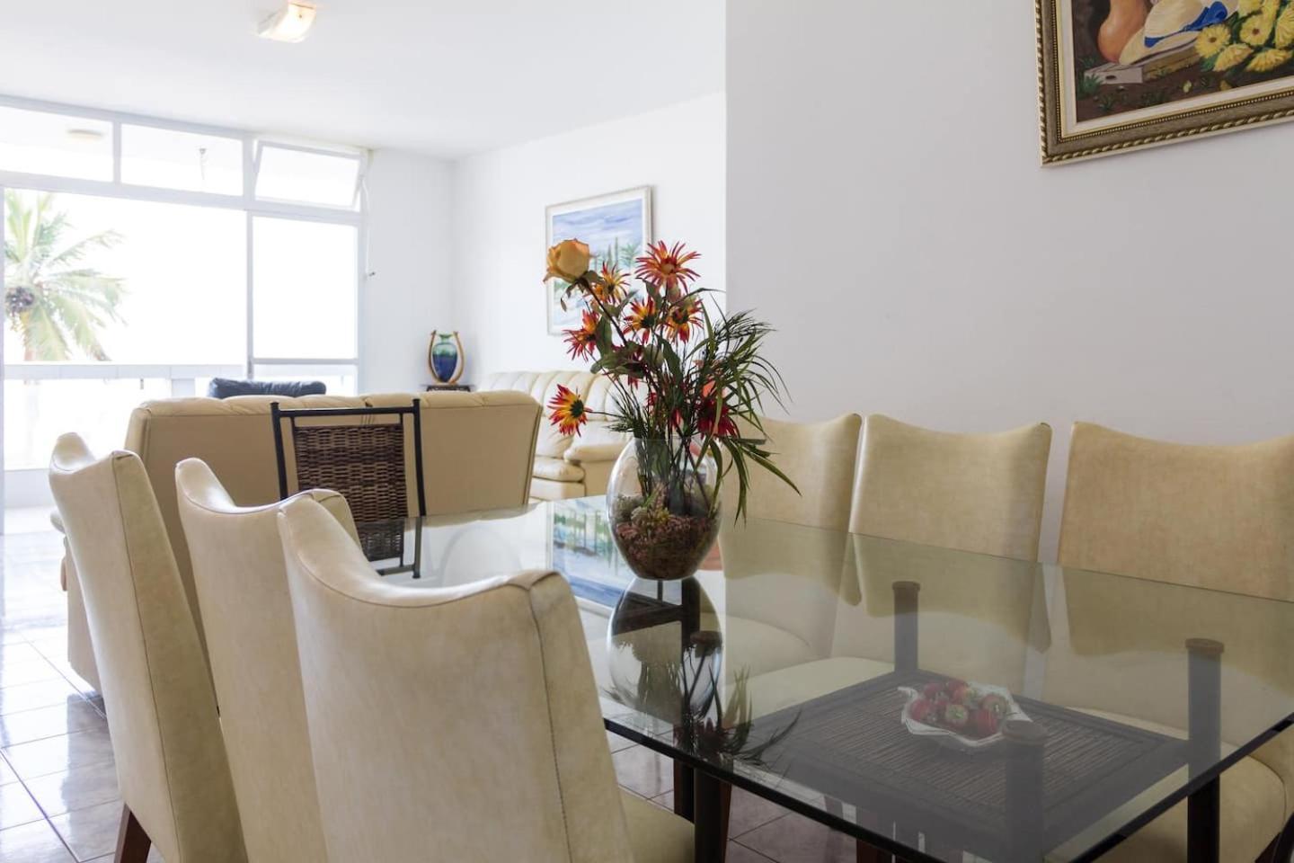 Apartamento Pitangueiras Frente Total Mar Pe Na Areia *
